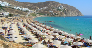 Mykonos Beaches: The Best Beaches to Visit - The Gay Globetrotter