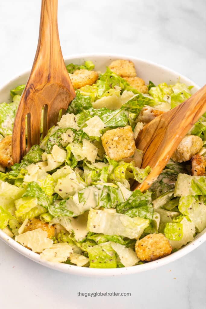 Classic Caesar Salad {With Easy Dressing} - The Gay Globetrotter