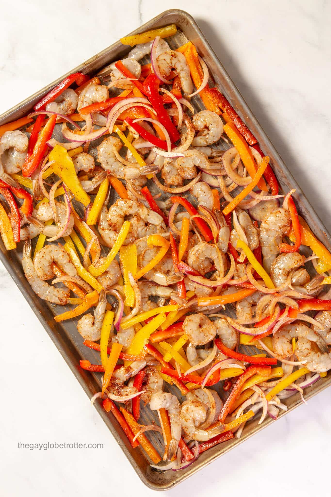 Sheet Pan Shrimp Fajitas {25 minutes!} The Gay Globetrotter