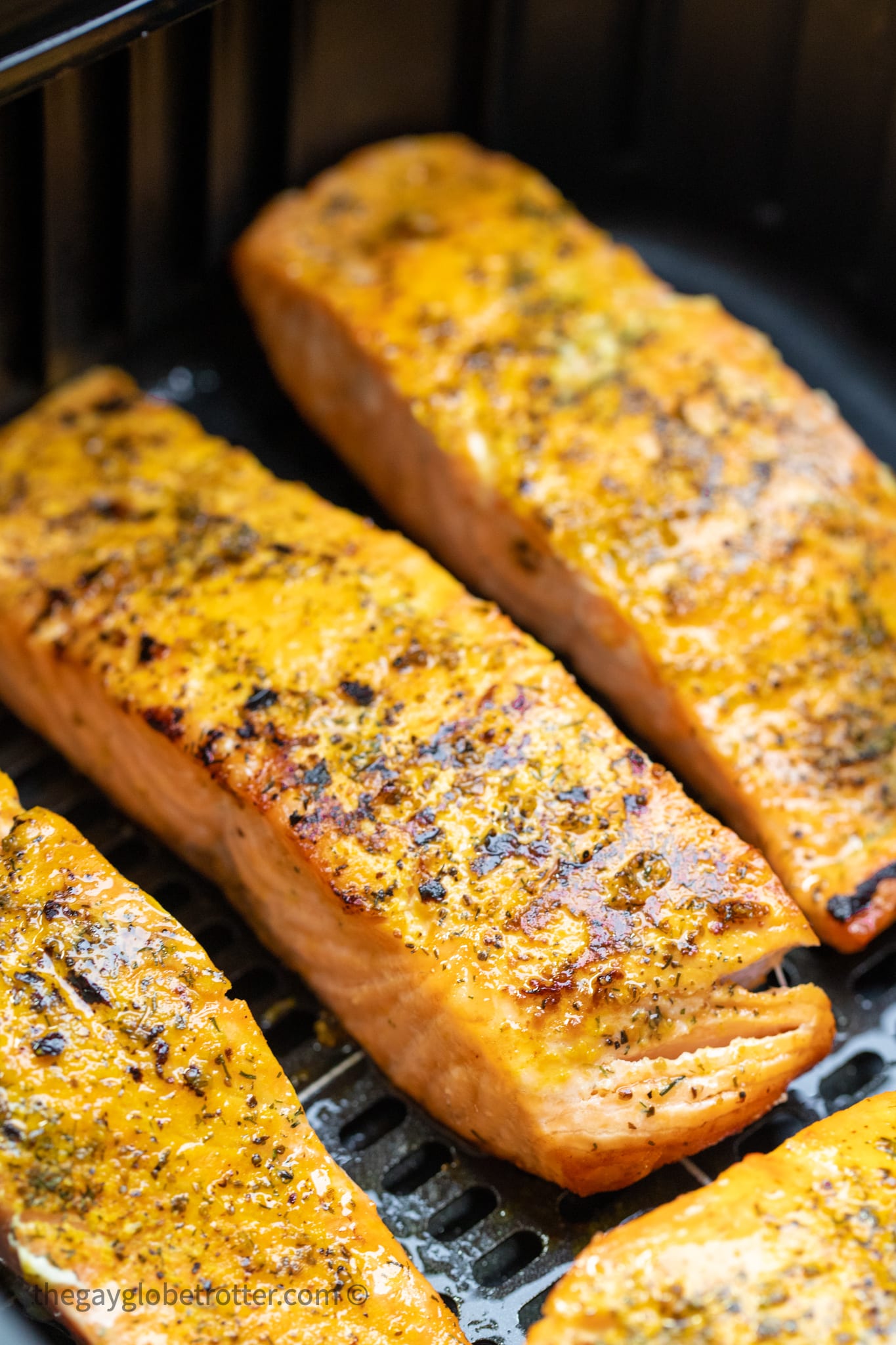 Air Fryer Salmon {Lemon Seasoned, 9 Minutes!} The Gay Globetrotter