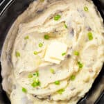 Mashed potatoes in a slow cooker.
